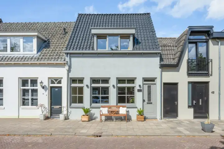 Tussenwoning te koop: Bolensteinsestraat 44, Centrum ten zuiden van de Vecht Maarssen