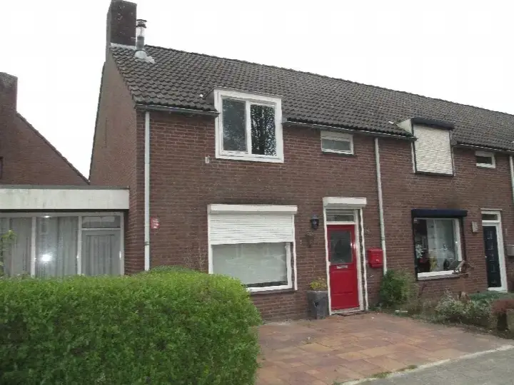 Kamer te huur: Bolswardstraat 18-05, Gesworen Hoek Oost Tilburg