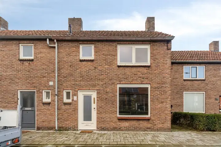 Terraced house for sale: Bolwerk 11, Kern Sas van Gent Sas Van Gent