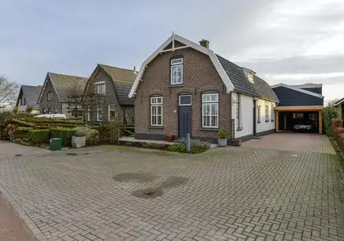 Vrijstaande woning te koop: Bommelweg 13, Wadenoijen e.o. Wadenoijen