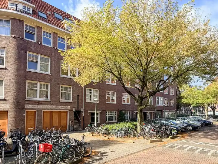 Apartment for rent: Bonairestraat 37-2, Paramariboplein e.o. Amsterdam