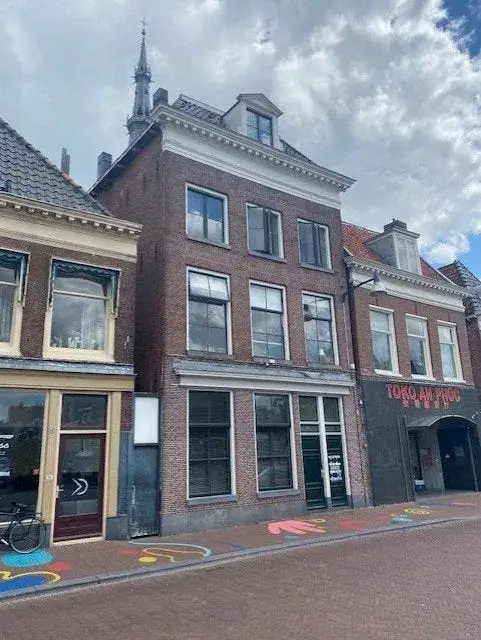 Woning te huur: Bonifatiusplein, Hoek Leeuwarden