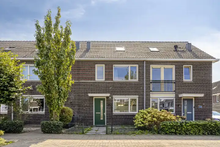 Tussenwoning te koop: Bont Dikkopje 4, Passewaaij-Zuid-Oost Tiel