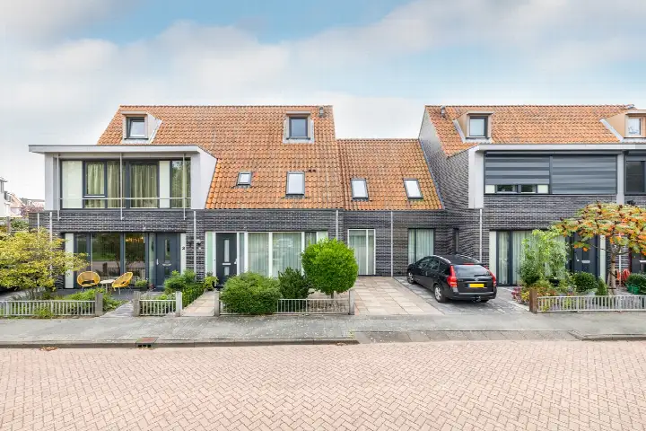 Tussenwoning te koop: Borghesepark 5, Europa Purmerend