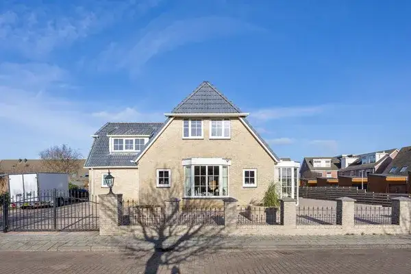 Detached house for sale: Borndiep 16, Noorderhoek II Sneek