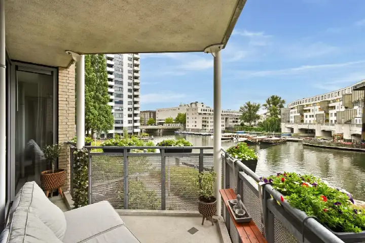 Apartment for sale: Borneolaan 214, Entrepot-Noordwest Amsterdam