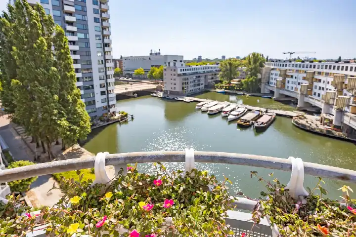 Apartment for sale: Borneolaan 242, Entrepot-Noordwest Amsterdam