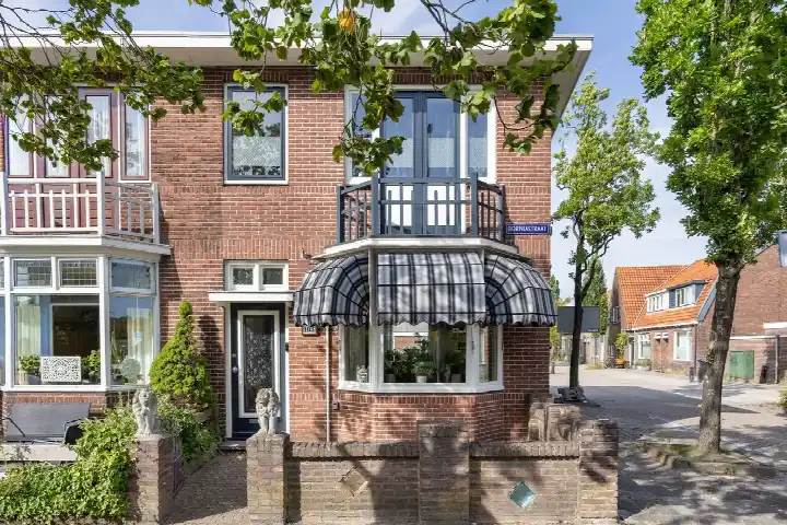Hoekwoning te koop: Borniastraat 103, Huizum-Bornia Leeuwarden