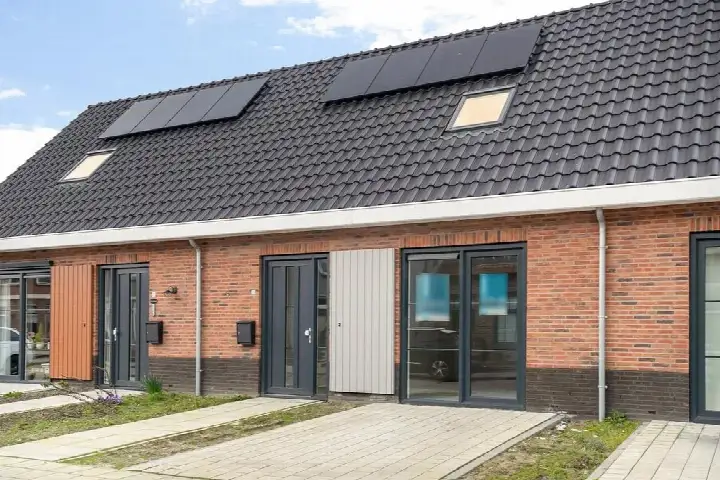 Tussenwoning te huur: Bos 24, Stavenisse Stavenisse
