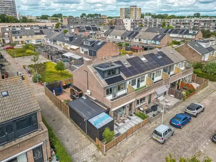 Hoekwoning te koop: Boshuysenstraat 12, Hoornes-Oost Katwijk (Zh)