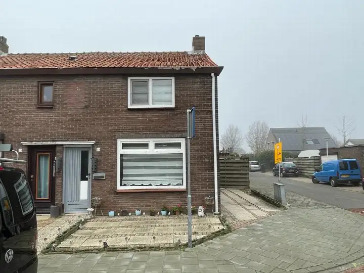 Corner house for sale: Bosjesweg 53, Kern Sluiskil Sluiskil