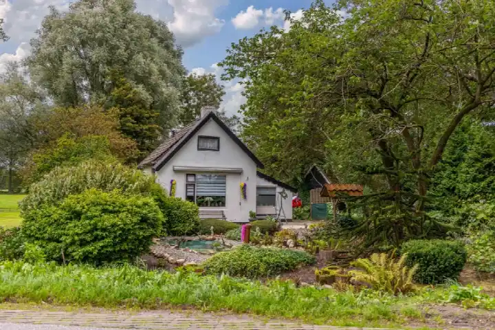 Vrijstaande woning te koop: Boskwei 2, Verspreide huizen Drogeham Drogeham