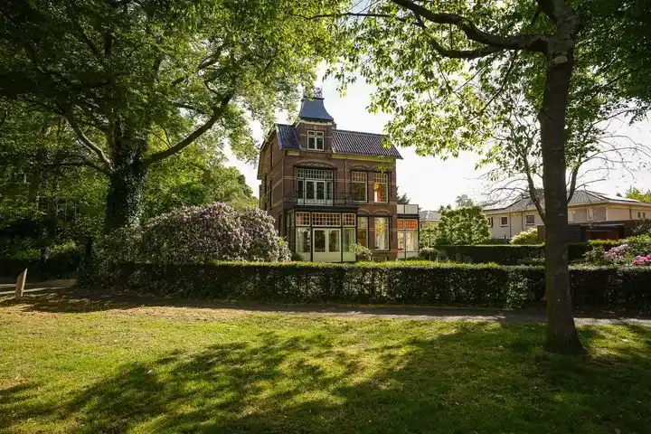 Detached house for sale: Boslaan 15, Centrumschil-Zuid Zeist