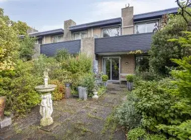 Terraced house for sale: Bosplaat 31, Buikslotermeer-Noord Amsterdam