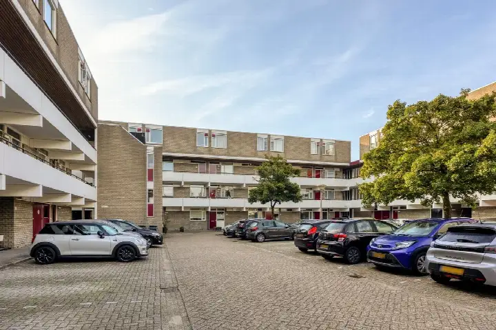 Apartment for sale: Bosplaat 81, Aa-landen-Midden Zwolle