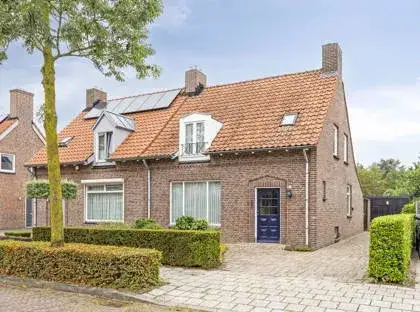 Twee-onder-één-kap te koop: Bosschebaan 20, Bogerd-Vijfhuis Uden