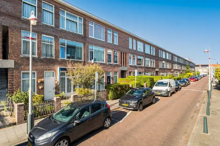 Apartment for sale: Bosschestraat 98, Belgisch Park 'S-Gravenhage