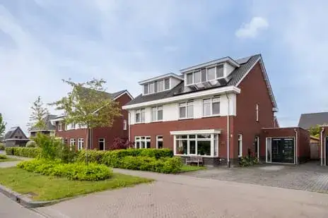 Twee-onder-één-kap te koop: Bostulp 28, Buitengebied ten zuiden van Leek Leek