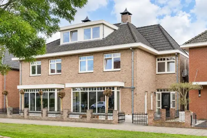 Twee-onder-één-kap te koop: Bosuilstraat 47, Roombeek-Roomveldje Enschede