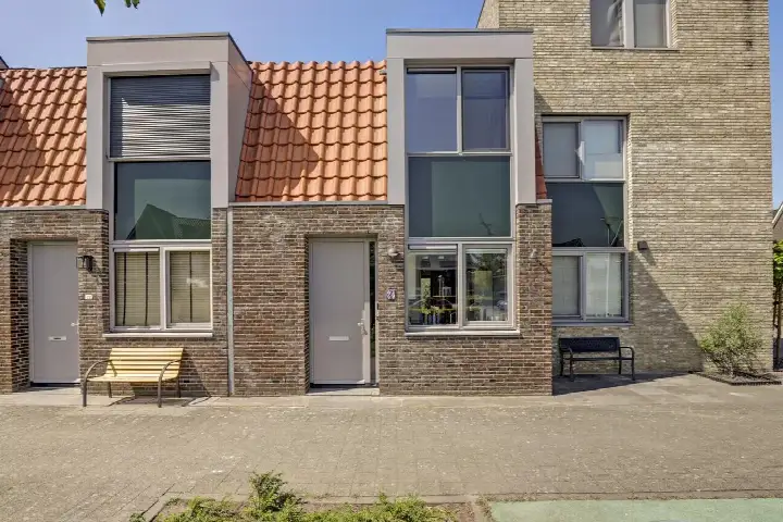 Terraced house for sale: Boterbloem 24, Weideveld Bodegraven