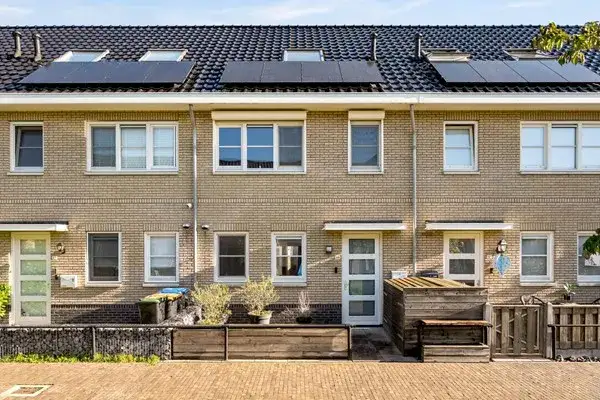 Tussenwoning te koop: Boterbloemhof 89, Flora Midden Lelystad