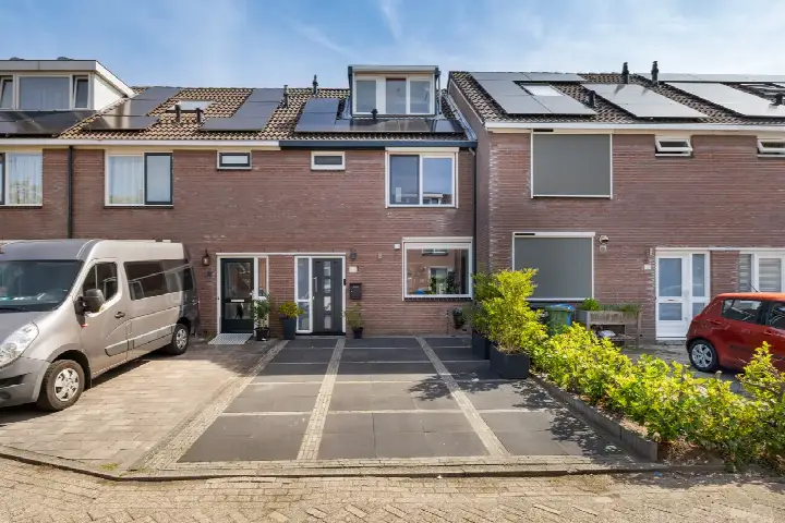 Tussenwoning te koop: Boterbloemweide 88, Molenvliet-West Woerden