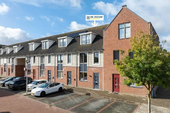 Tussenwoning te koop: Boterkarn 4, Kruis Hoeffe Hellevoetsluis