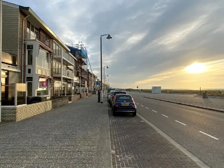 Tussenwoning te huur: Boulevard 13, De Noord Katwijk