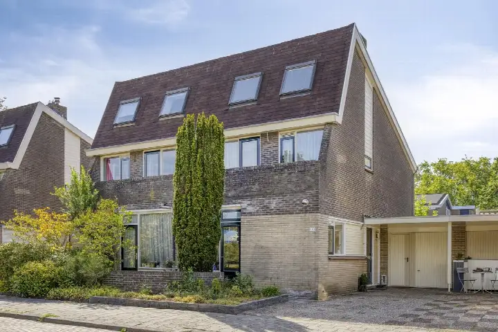 Tussenwoning te koop: Boutensgaarde 130, Platvoet Deventer