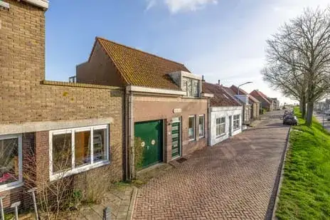 Hoekwoning te koop: Boven Oostdijk 27, Den Bommel woonkern Den Bommel