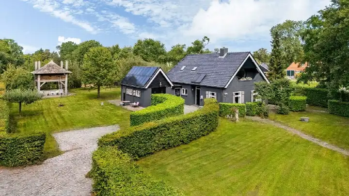Detached house for sale: Bovenweg 3, Donkerbroek-Buitengebied Donkerbroek
