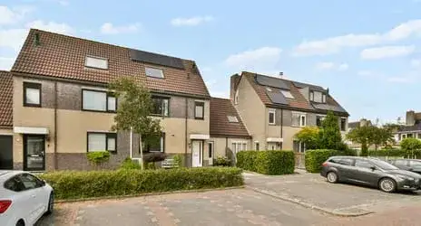 Tussenwoning te koop: Branding 19, Galjoenbuurt Amstelveen