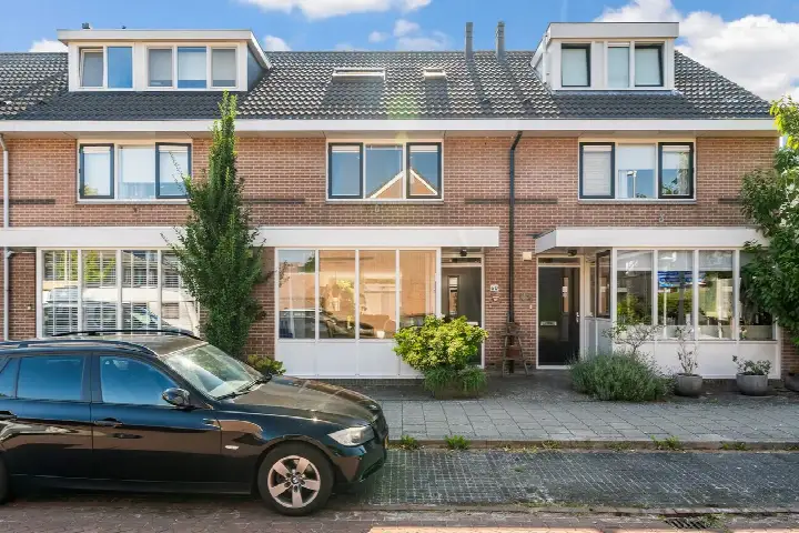 Terraced house for sale: Braziliëstraat 60, Evenaar-West Alphen Aan Den Rijn