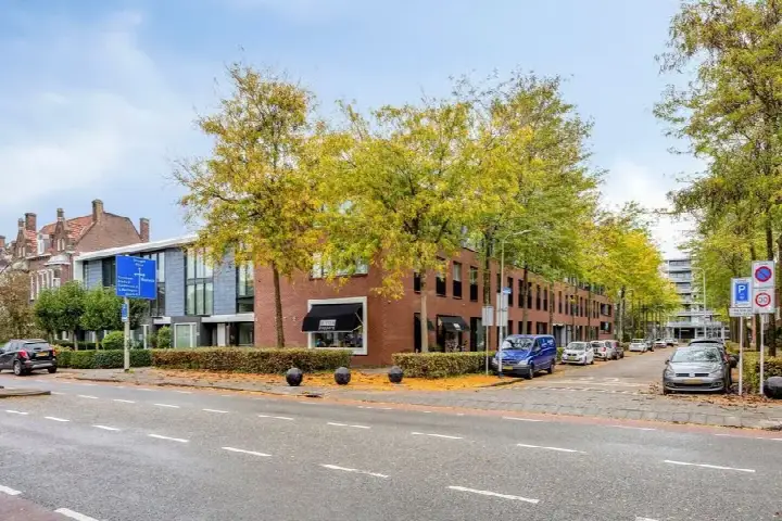 Apartment for sale: Bredaseweg 219A, Bomenbuurt West Tilburg