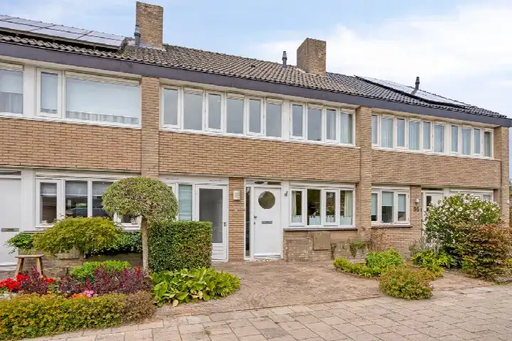 Terraced house for sale: Brederostraat 53, Groot Driene Zuid Hengelo