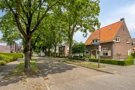 Twee-onder-één-kap te koop: Bredestraat 38, Molenhoek Rosmalen