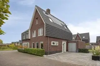 Twee-onder-één-kap te koop: Breedencamp 16, Ewijk-Keizershoeve Ewijk