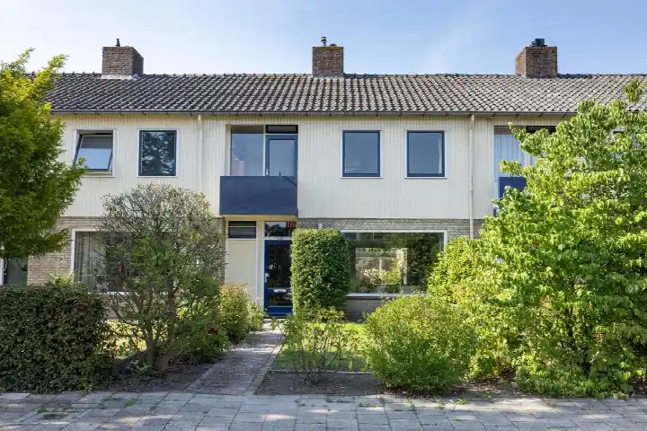 Tussenwoning te koop: Breemarsweg 583, Nijverheid Hengelo