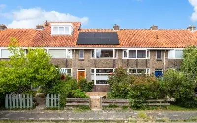 Terraced house for sale: Breitnerstraat 61, Breitnerstraat en omgeving Dordrecht