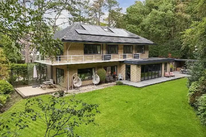 Detached house for sale: Bremhorstlaan 15, Nieuw-Wassenaar Wassenaar