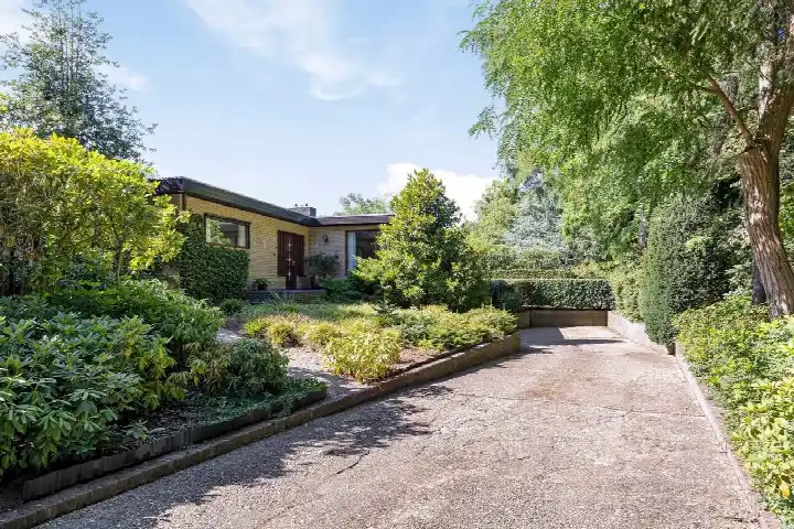 Vrijstaande woning te koop: Bremlaan 108, Willibrordusweg-West Oss