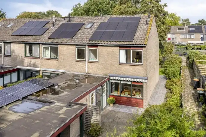 Corner house for sale: Bremstraat 15, Bovensmilde-Centrum Bovensmilde