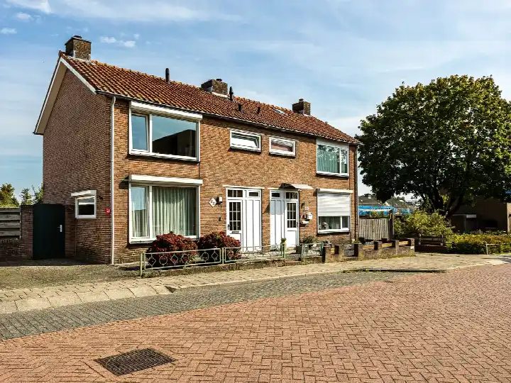 Twee-onder-één-kap te koop: Bremstraat 62, Groesbeek Stekkenberg Groesbeek