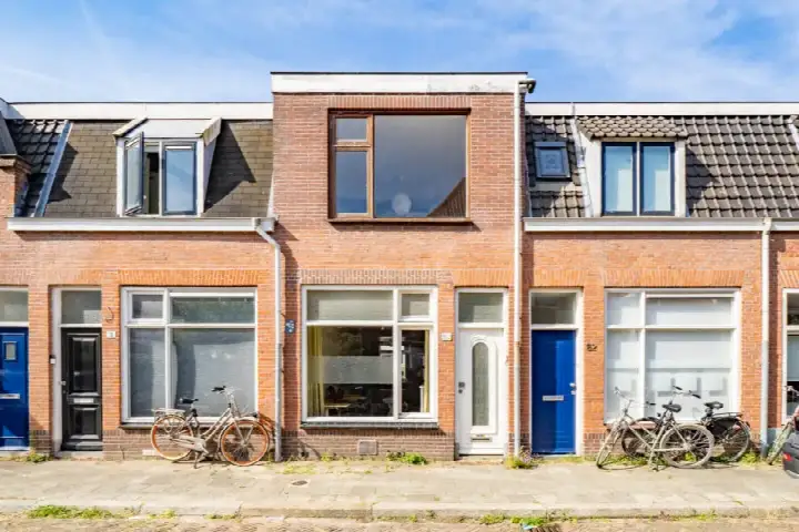 Tussenwoning te koop: Bremstraat 80, Egelantierstraat, Mariëndaalstraat e.o. Utrecht