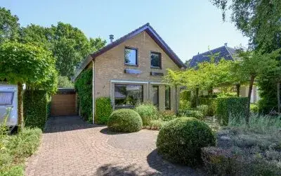 Vrijstaande woning te koop: Breukinklaan 22, Dieren-Noord boven spoorlijn Dieren