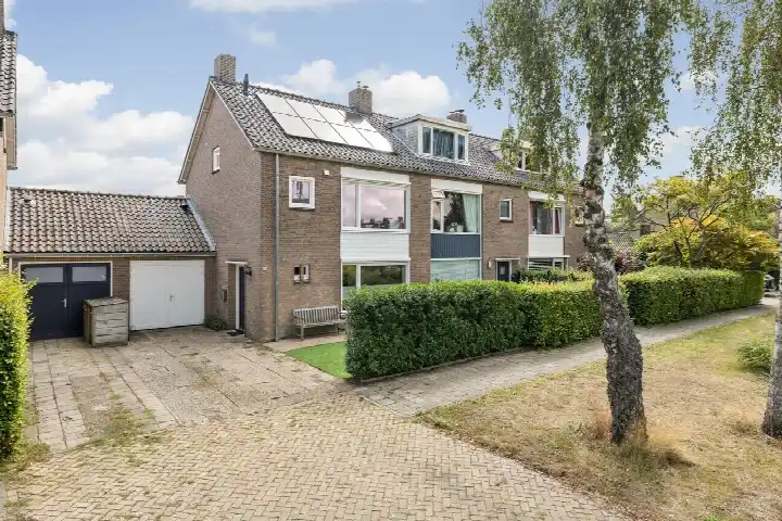 Tussenwoning te koop: Brigidastraat 23, Overakker Breda