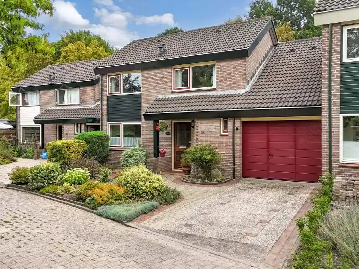 Tussenwoning te koop: Brik 35, Risdam-Zuid - Buurt 20 00 Hoorn