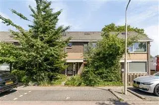 Terraced house for sale: Brikstraat 10, Peldersveld West Zaandam