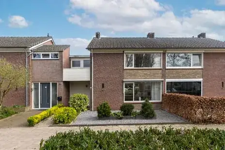 Terraced house for sale: Broederhof 25, Veldhoven Veldhoven