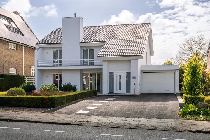 Detached house for sale: Broekhem 129, Broekhem Zuid Valkenburg